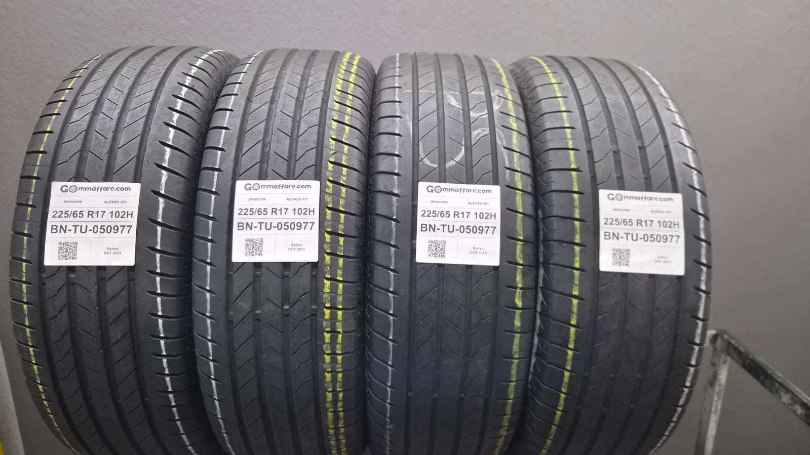 Bridgestone ALENZA 001